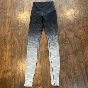 LULULEMON // leggings